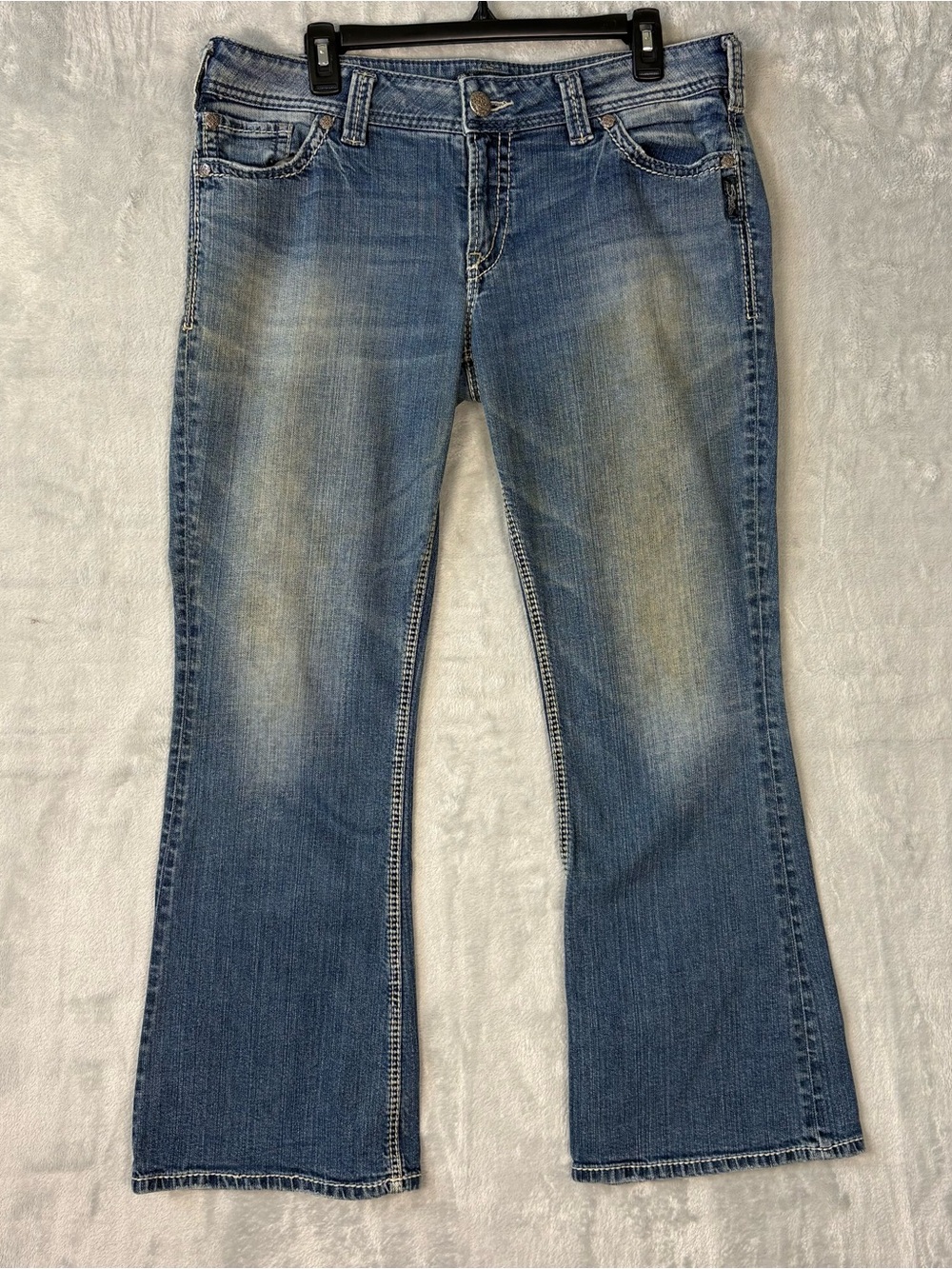 Silver Jeans Suki Surplus Womens Size 34x30 Flap Pocket Boot Cut Mid Rise Medium